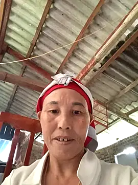 me-cute online show from October 27, 2025, 1:42 am