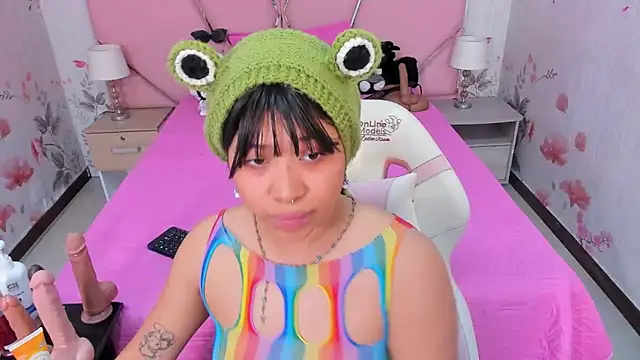 SafiroAgataaa online show from October 25, 2025, 8:25 pm