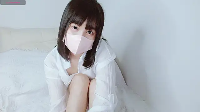 Snapshot of Zinzin_chan chatting on November 10, 2025, 5:23 pm Zinzin chan online show from November 10, 2025, 5:23 pm