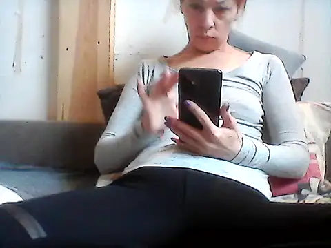 Snapshot of Milana38 chatting on June 3, 2026, 1:46 pm Milana38 online show from June 3, 2026, 1:46 pm