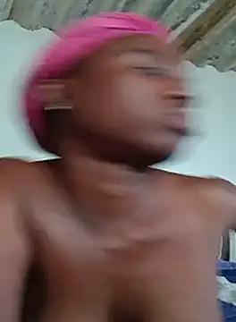 Snapshot of DesireXL chatting on October 9, 2025, 10:24 am DesireXL online show from October 9, 2025, 10:24 am