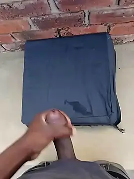 Snapshot of BigboyDick2 chatting on September 30, 2025, 2:55 pm BigboyDick2 online show from September 30, 2025, 2:55 pm