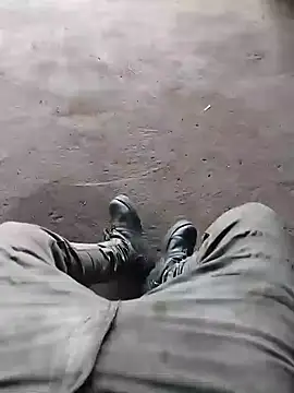 Snapshot of BigboyDick2 chatting on October 1, 2025, 9:15 am BigboyDick2 online show from October 1, 2025, 9:15 am