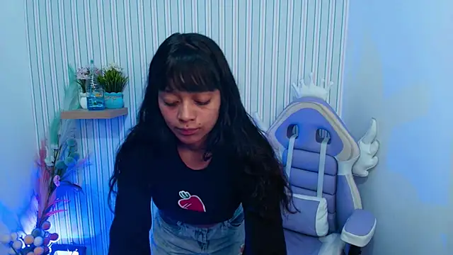 Snapshot of kataleya__18 chatting on December 21, 2025, 12:56 pm kataleya 18 online show from December 21, 2025, 12:56 pm