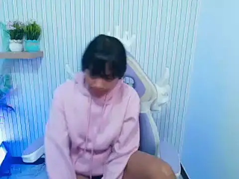 Snapshot of kataleya__18 chatting on January 15, 2026, 12:54 pm kataleya 18 online show from January 15, 2026, 12:54 pm