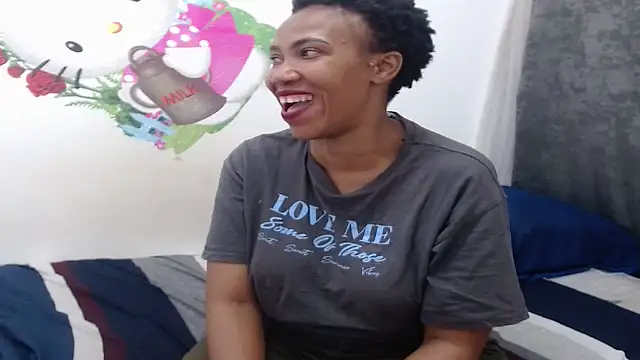 XSexySnow30XX online show from December 15, 2025, 6:23 pm