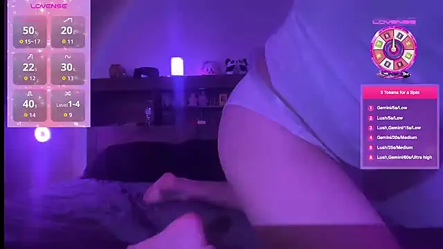 Snapshot of michaeltorrexxx chatting on February 5, 2026, 1:43 am michaeltorrexxx online show from February 5, 2026, 1:43 am