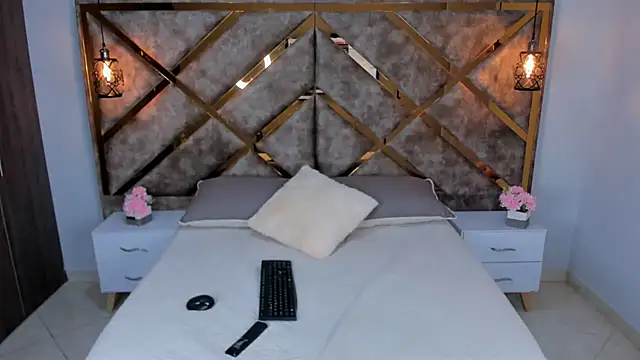 Snapshot of Lucia_jane chatting on April 26, 2026, 8:28 pm Lucia jane online show from April 26, 2026, 8:28 pm