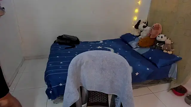 Tom Blues online show from December 15, 2025, 12:53 pm