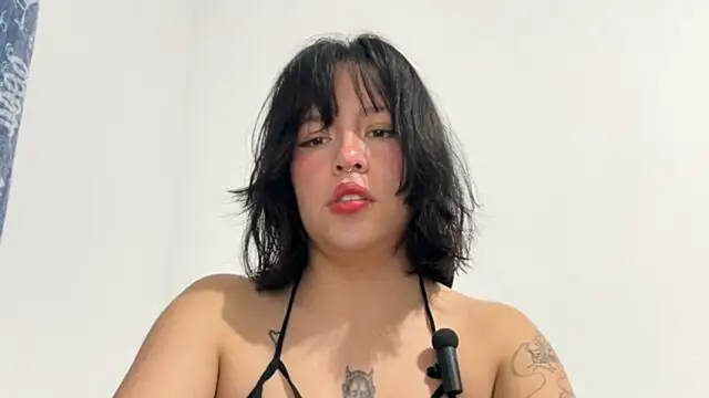 aliciia 23 online show from October 11, 2025, 2:55 am