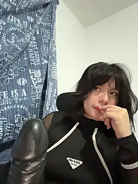 aliciia 23 online show from October 30, 2025, 4:14 am