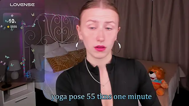 Snapshot of VesperaCeleste chatting on September 13, 2025, 5:40 am VesperaCeleste online show from September 13, 2025, 5:40 am