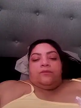 tiffany Johnson1 online show from May 22, 2026, 1:39 pm