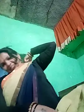 Manavi x online show from April 11, 2026, 7:45 am