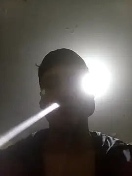 Snapshot of Bebicho14 chatting on September 29, 2025, 3:33 am Bebicho14 online show from September 29, 2025, 3:33 am