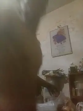 Bebicho14 online show from December 19, 2025, 1:34 am