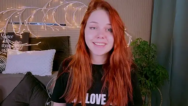 Snapshot of PollyVinice chatting on February 11, 2026, 2:00 pm PollyVinice online show from February 11, 2026, 2:00 pm