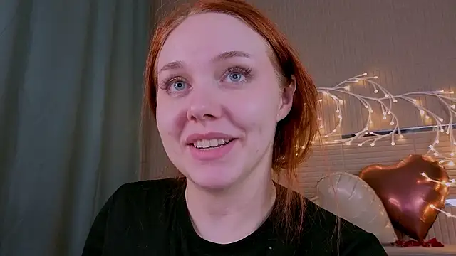 Snapshot of PollyVinice chatting on February 15, 2026, 1:52 pm PollyVinice online show from February 15, 2026, 1:52 pm