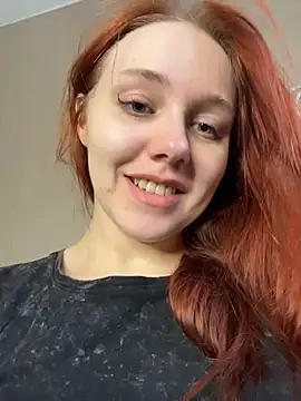 Snapshot of PollyVinice chatting on March 8, 2026, 10:41 am PollyVinice online show from March 8, 2026, 10:41 am