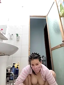 simsim-00 online show from March 13, 2026, 8:04 pm