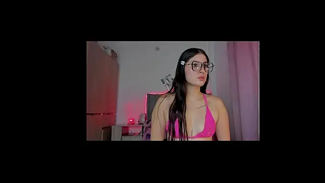 mia scarlet8 online show from October 28, 2025, 11:14 am