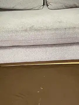 xxx yuna xxx online show from December 17, 2025, 9:21 pm