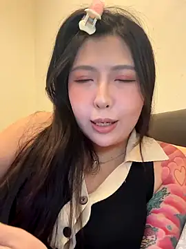 Snapshot of flower520hua chatting on October 6, 2025, 3:53 pm flower520hua online show from October 6, 2025, 3:53 pm