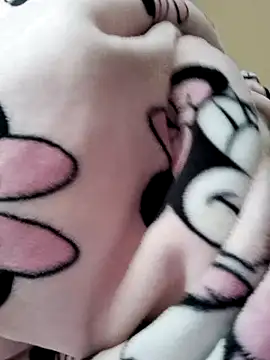 Snapshot of SexyGemBeautyX chatting on October 15, 2025, 12:27 pm SexyGemBeautyX online show from October 15, 2025, 12:27 pm