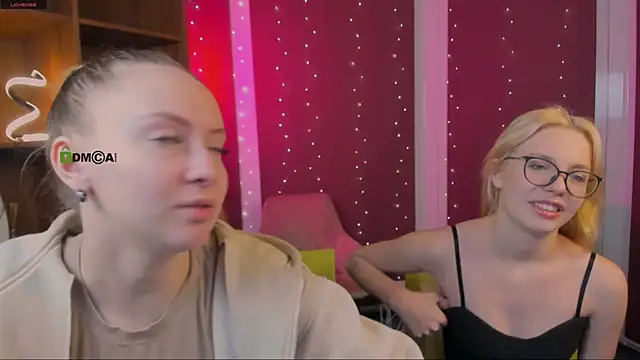 mila glow1 online show from November 10, 2025, 5:50 am