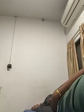 Snapshot of 1995Pk chatting on October 20, 2025, 7:03 pm 1995Pk online show from October 20, 2025, 7:03 pm