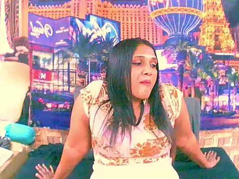 Snapshot of IndianSexyLady4u chatting on October 24, 2025, 3:19 pm IndianSexyLady4u online show from October 24, 2025, 3:19 pm