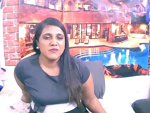 Snapshot of IndianSexyLady4u chatting on November 2, 2025, 3:03 pm IndianSexyLady4u online show from November 2, 2025, 3:03 pm