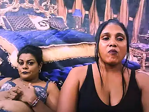 Snapshot of IndianSexyLady4u chatting on November 29, 2025, 8:01 pm IndianSexyLady4u online show from November 29, 2025, 8:01 pm