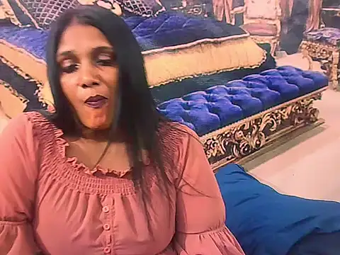 Snapshot of IndianSexyLady4u chatting on December 14, 2025, 8:46 pm IndianSexyLady4u online show from December 14, 2025, 8:46 pm