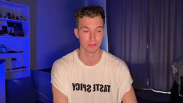 yoursaotome online show from September 18, 2025, 9:44 am