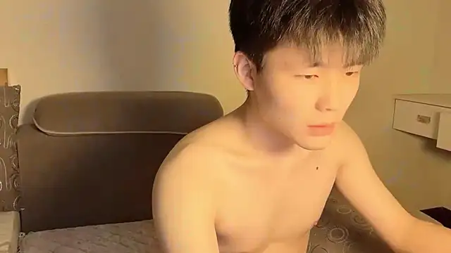 xiaoyang5200 online show from November 26, 2025, 2:07 pm