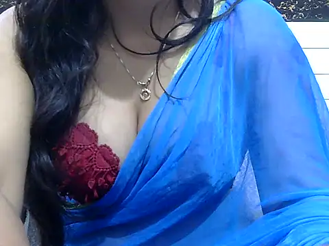 Snapshot of Mohinisingh_04 chatting on March 1, 2026, 6:32 pm Mohinisingh 04 online show from March 1, 2026, 6:32 pm