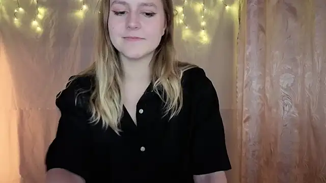 ShyMistery online show from November 6, 2025, 9:05 pm