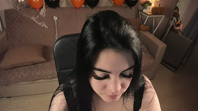 SandraEleson online show from October 25, 2025, 5:48 am