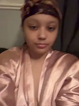 Snapshot of Marleymols chatting on November 27, 2025, 10:23 pm Marleymols online show from November 27, 2025, 10:23 pm