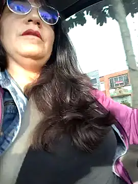 Snapshot of MAFE__29 chatting on October 27, 2025, 12:09 pm MAFE 29 online show from October 27, 2025, 12:09 pm