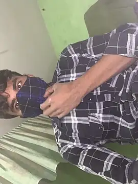 Snapshot of uniquesexyboy5689 chatting on November 4, 2025, 1:54 pm uniquesexyboy5689 online show from November 4, 2025, 1:54 pm