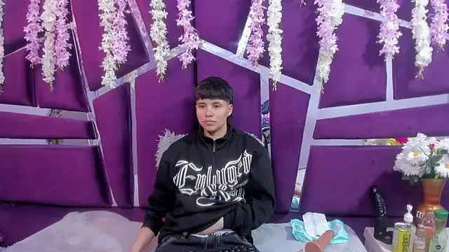 Bruno Cruzz online show from December 16, 2025, 2:38 am