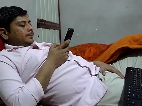 Snapshot of Ajmersingh335512 chatting on February 12, 2026, 3:40 pm Ajmersingh335512 online show from February 12, 2026, 3:40 pm