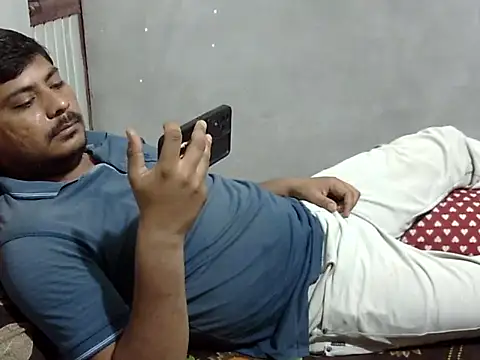 Snapshot of Ajmersingh335512 chatting on March 13, 2026, 2:23 pm Ajmersingh335512 online show from March 13, 2026, 2:23 pm