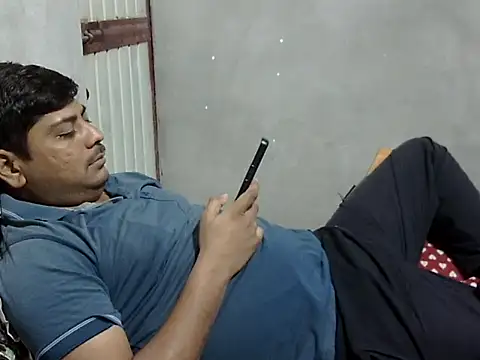 Snapshot of Ajmersingh335512 chatting on April 10, 2026, 4:44 pm Ajmersingh335512 online show from April 10, 2026, 4:44 pm