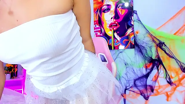 SammyRose  online show from October 31, 2025, 8:10 pm