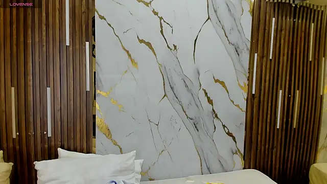 Snapshot of VictoriaDuart chatting on November 21, 2025, 7:45 pm VictoriaDuart online show from November 21, 2025, 7:45 pm