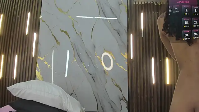 Snapshot of VictoriaDuart chatting on December 22, 2025, 8:28 pm VictoriaDuart online show from December 22, 2025, 8:28 pm