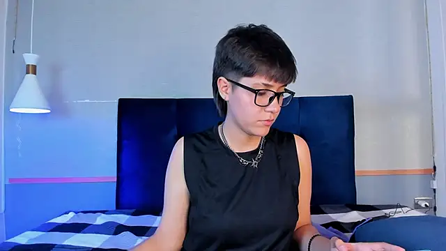 Tsuki Maru online show from November 20, 2025, 8:30 pm